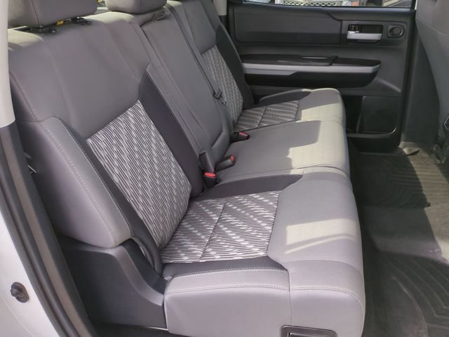 Used 2021 Toyota Tundra SR5 w/ SR5 Upgrade Package AWD/4WD image 31