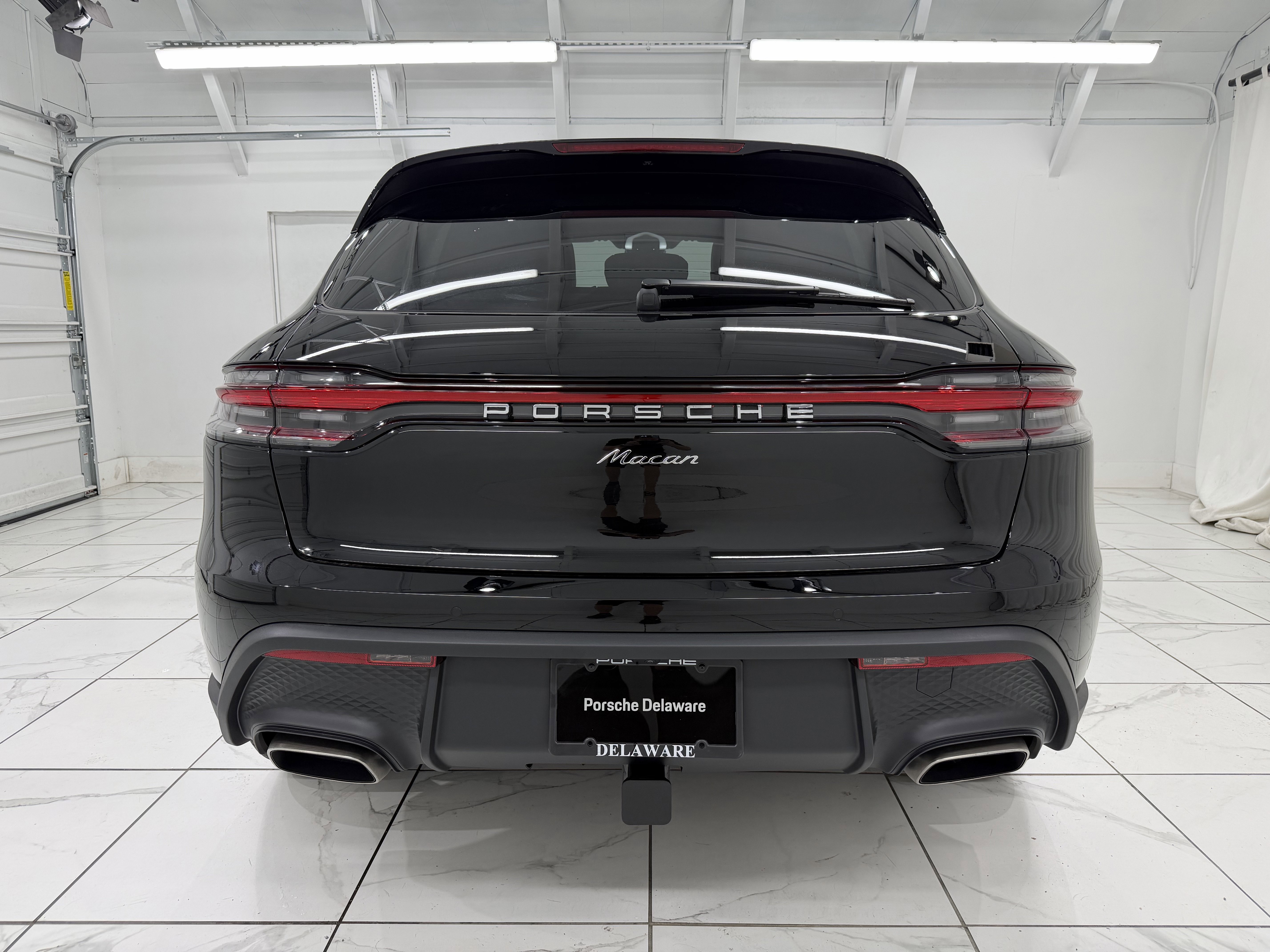 New 2026 Porsche Macan image 13