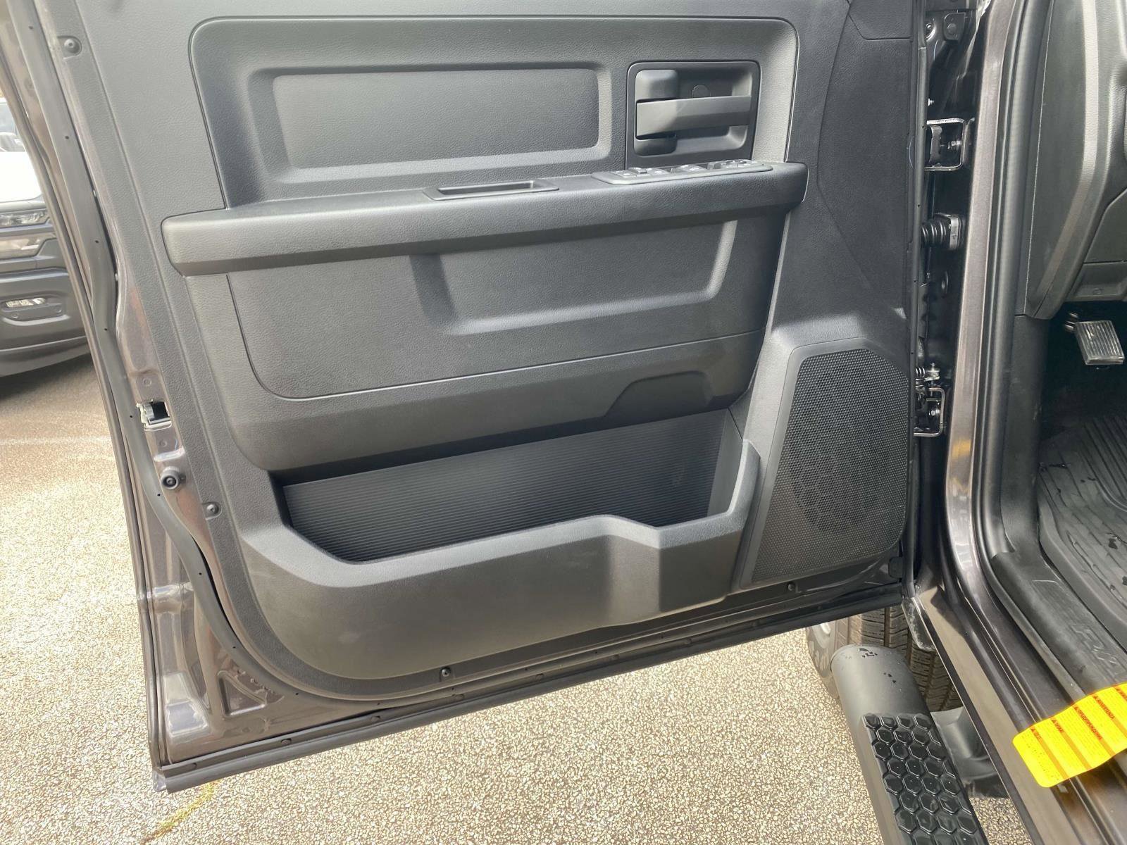 Used 2025 RAM 2500 Tradesman image 15