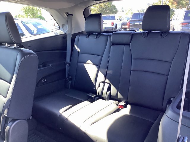 Used 2021 Honda Pilot Touring image 30