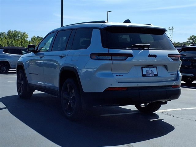 New 2025 Jeep Grand Cherokee L Limited image 4
