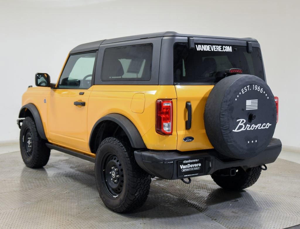 Used 2021 Ford Bronco Black Diamond image 5