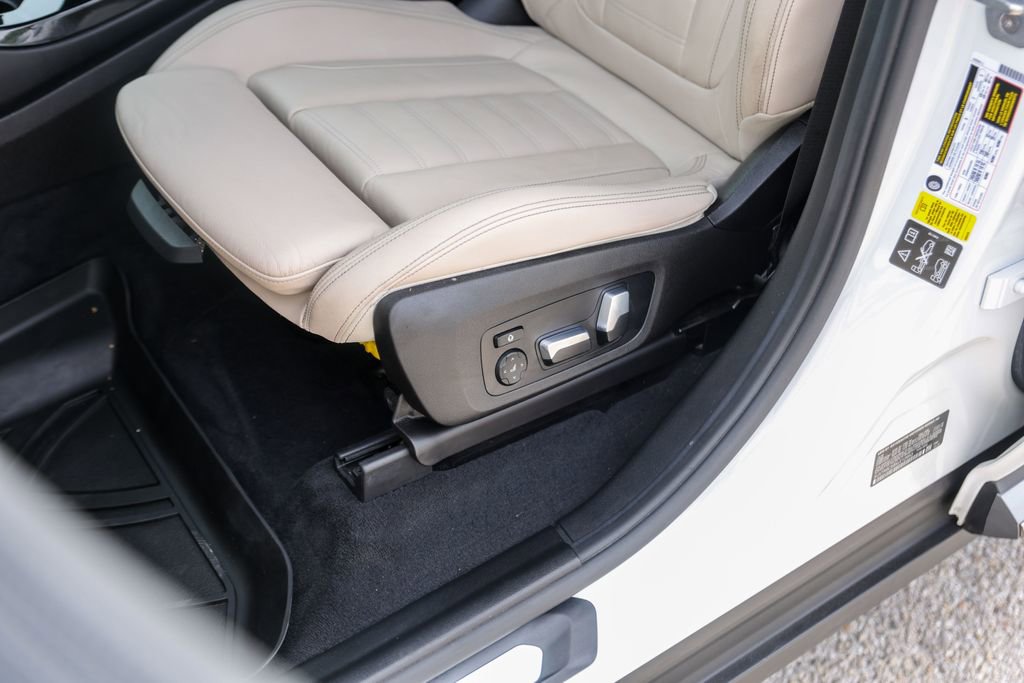 Used 2019 BMW X3 xDrive30i w/ Executive Package image 8