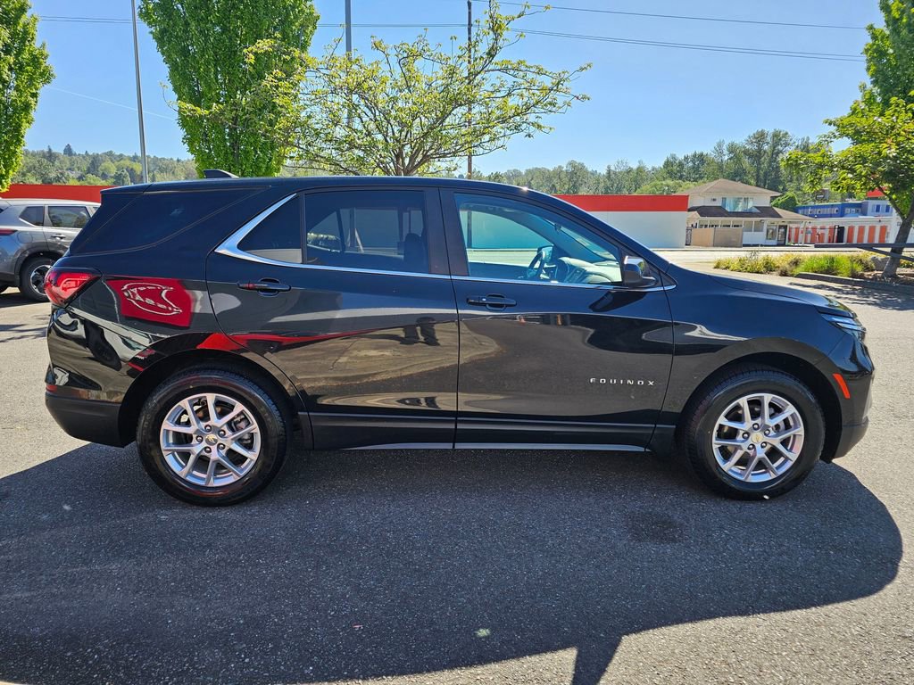 Used 2024 Chevrolet Equinox LT AWD/4WD image 4