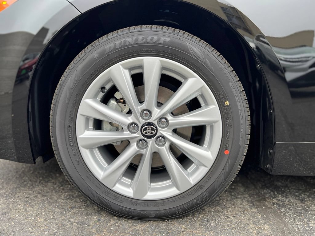 New 2027 Toyota Corolla SE FWD image 6