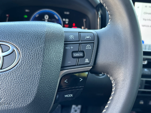 Certified 2026 Toyota Camry SE w/ Multimedia Upgrade Package FWD image 29