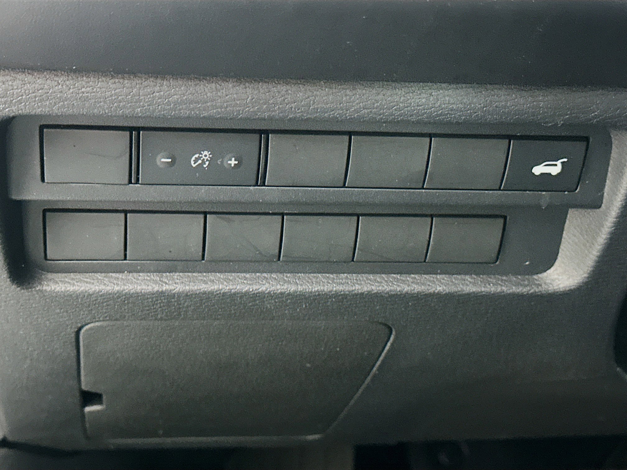Used 2024 Mitsubishi Outlander SE image 17