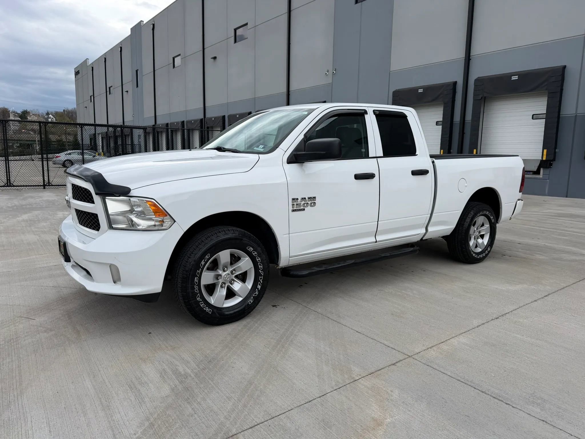 Used 2019 RAM 1500 Express image 3