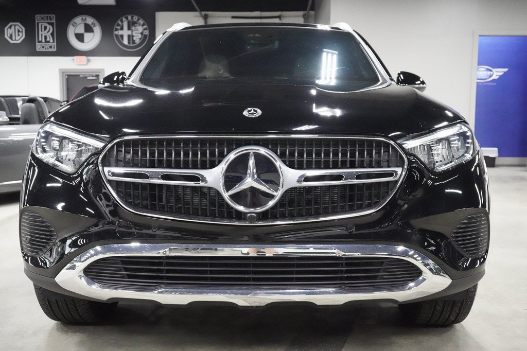 Used 2024 Mercedes-Benz GLC 300 4MATIC image 8