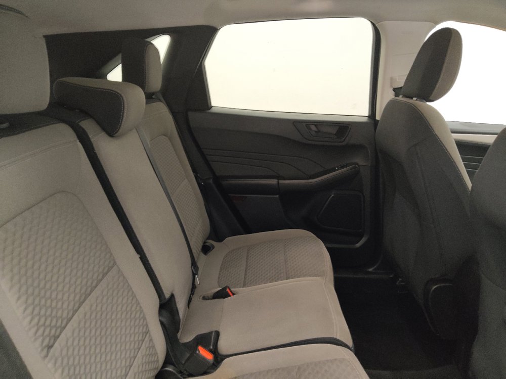 Used 2022 Ford Escape SE FWD image 19