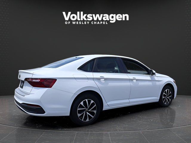Certified 2024 Volkswagen Jetta S FWD image 8