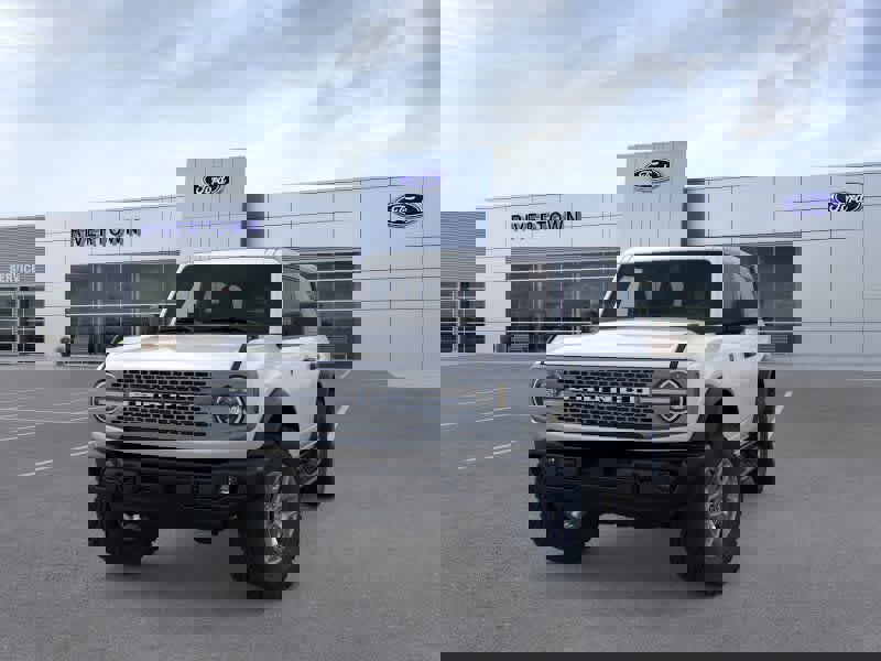 New 2025 Ford Bronco Badlands image 2