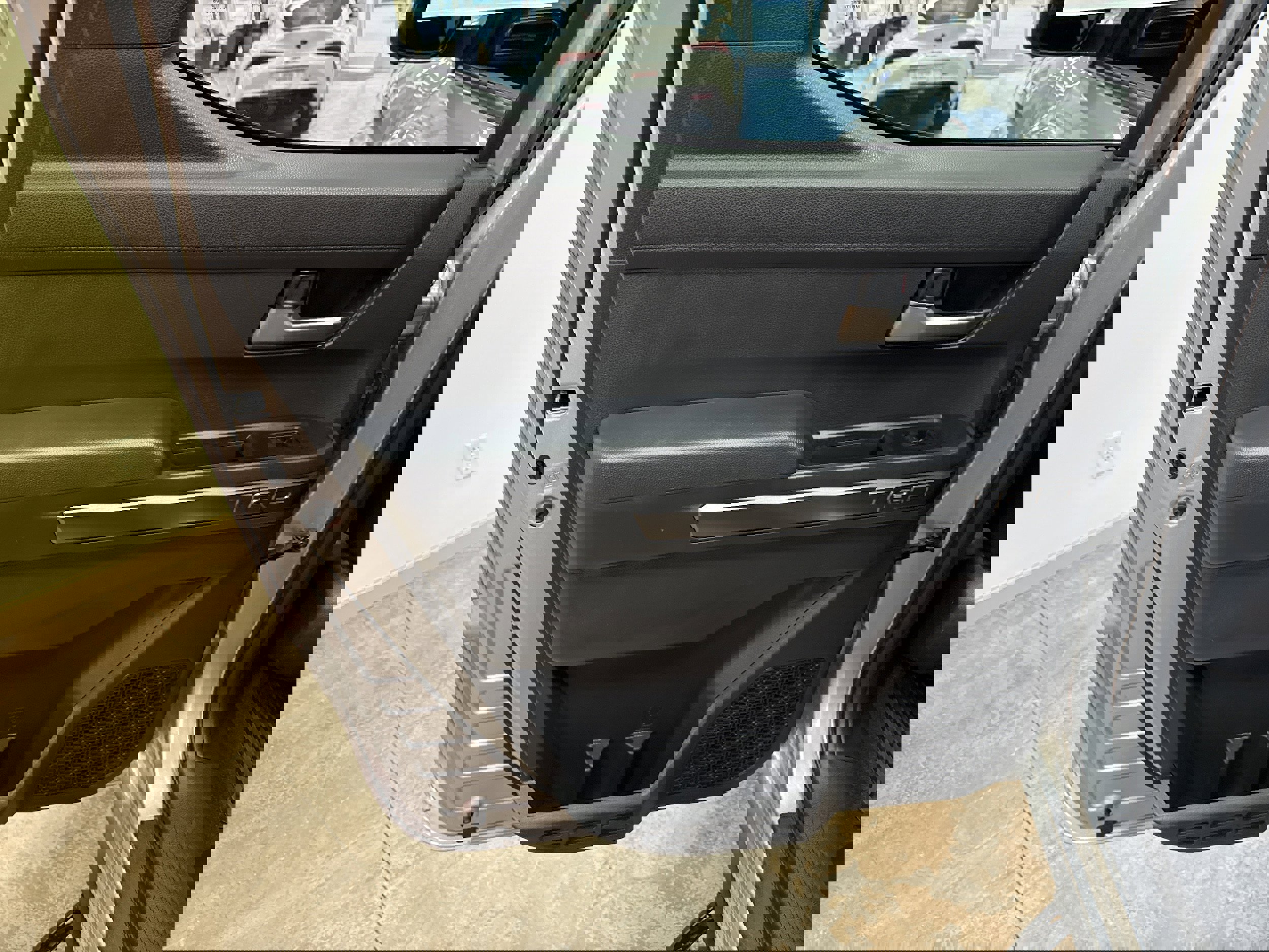 Used 2024 Toyota Tacoma TRD Sport w/ TRD Sport Premium Package image 22