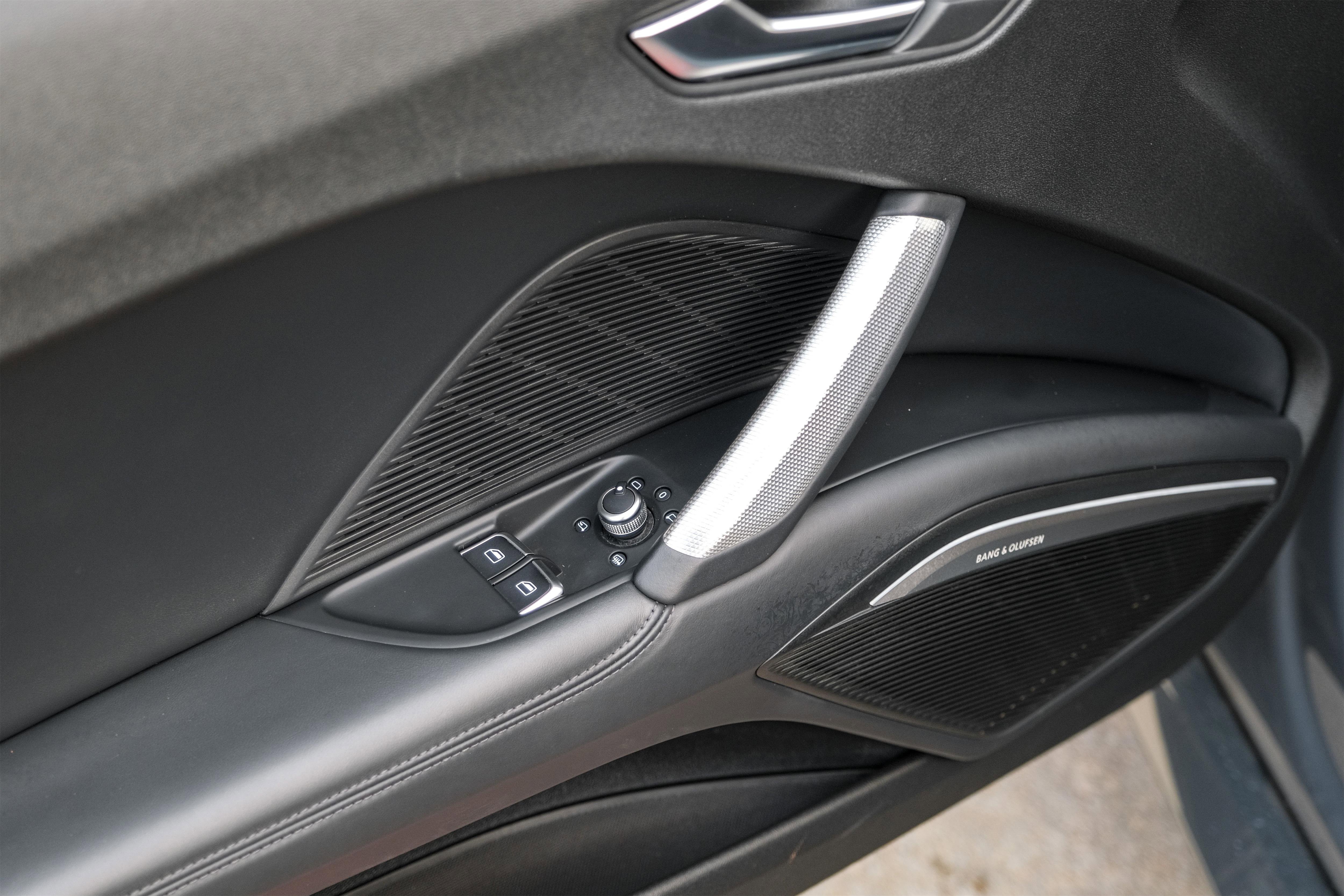 Used 2017 Audi TT 2.0T w/ Technology Package image 39