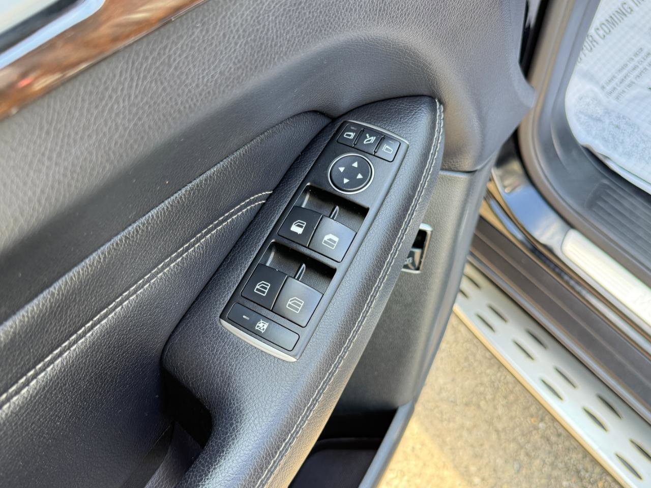 Used 2015 Mercedes-Benz ML 350 4MATIC w/ Premium 1 Package image 18