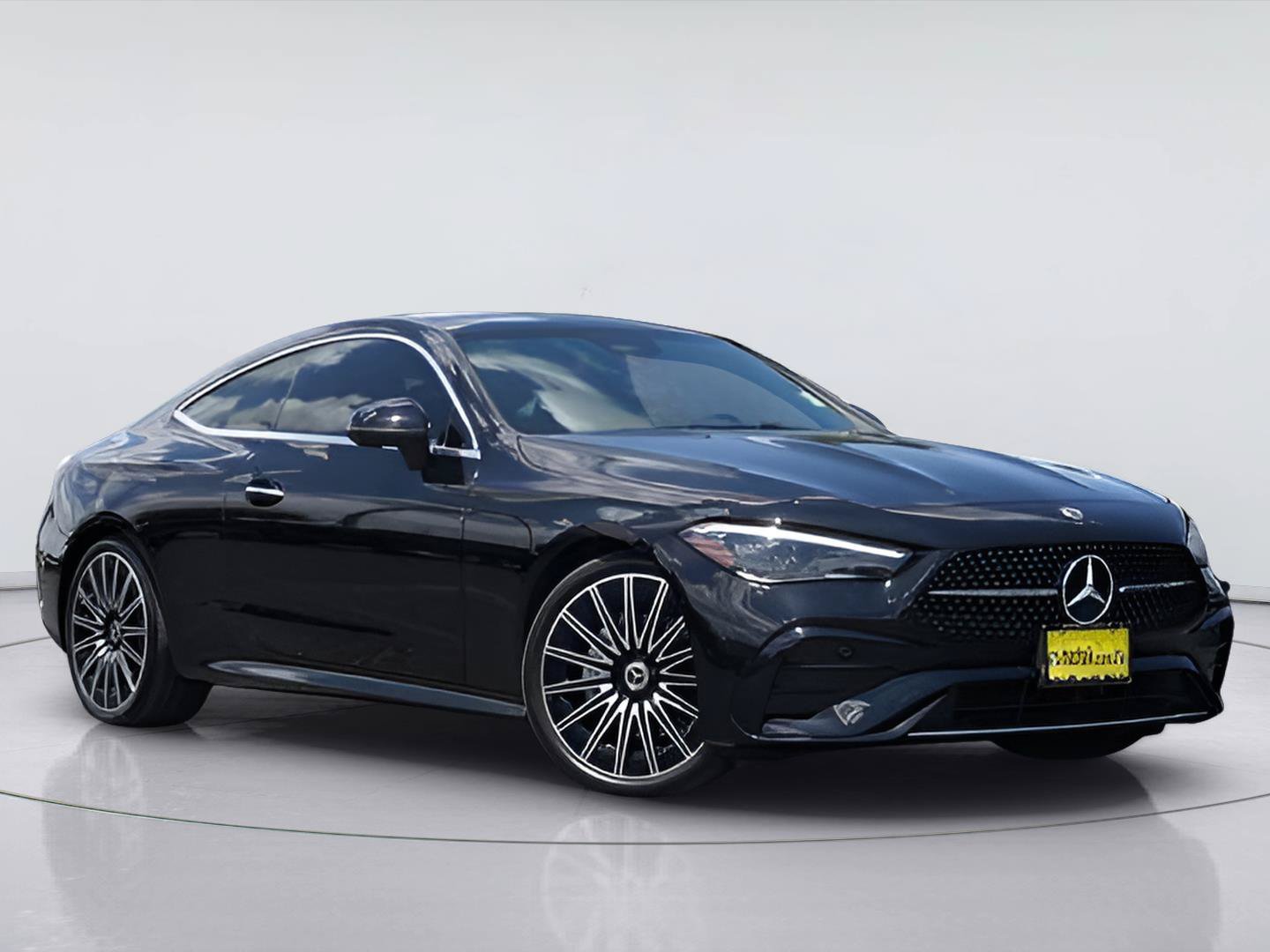 Used 2024 Mercedes-Benz CLE 300 4MATIC Coupe video 2