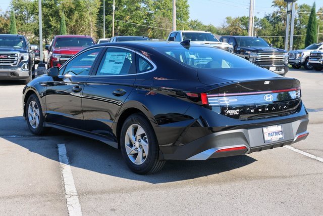 New 2026 Hyundai Sonata SE image 3
