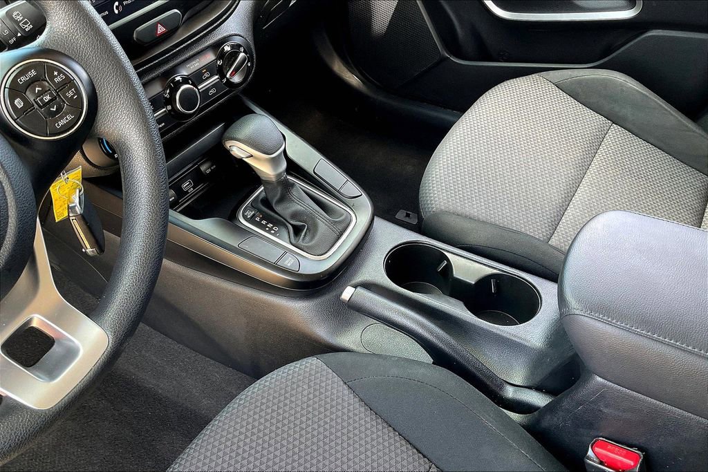 Certified 2022 Kia Soul LX w/ Technology Package image 17