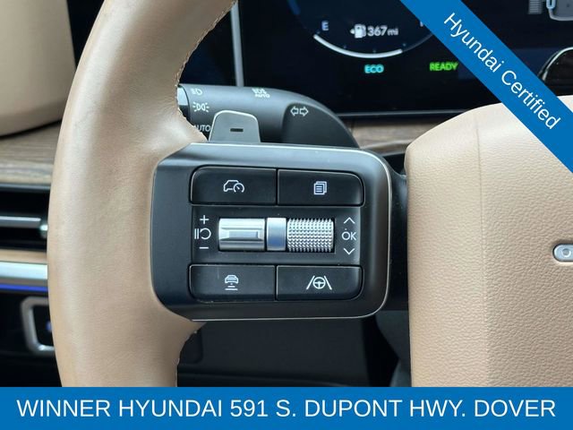 Used 2025 Hyundai Santa Fe Limited image 25