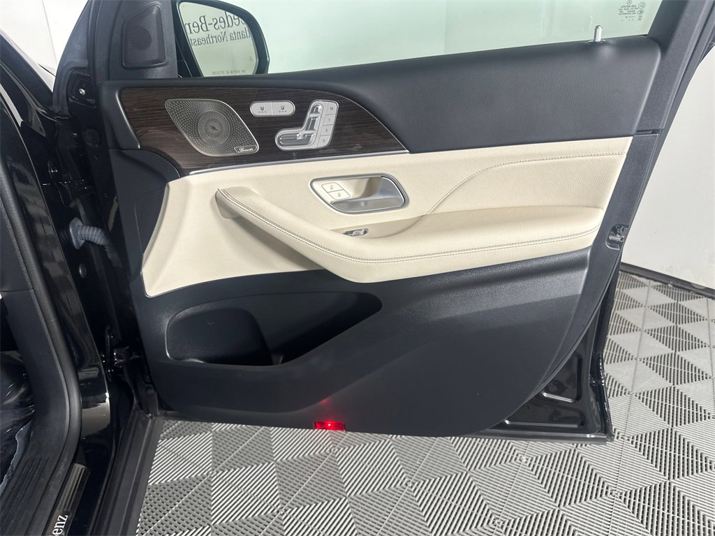 Used 2024 Mercedes-Benz GLE 350 4MATIC image 15