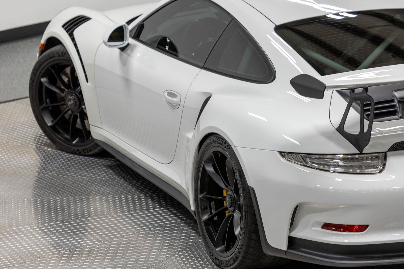 Used 2016 Porsche 911 GT3 RS RWD image 42