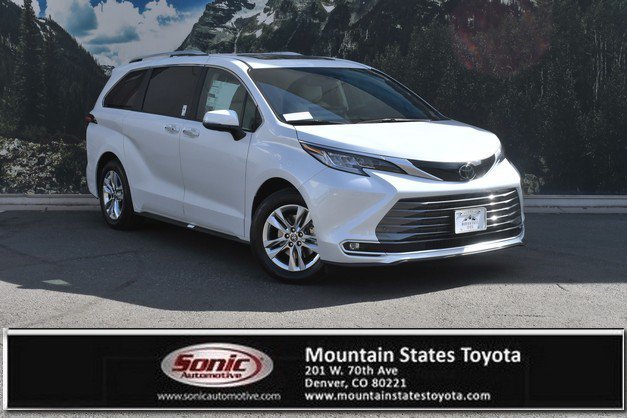 New 2026 Toyota Sienna Limited