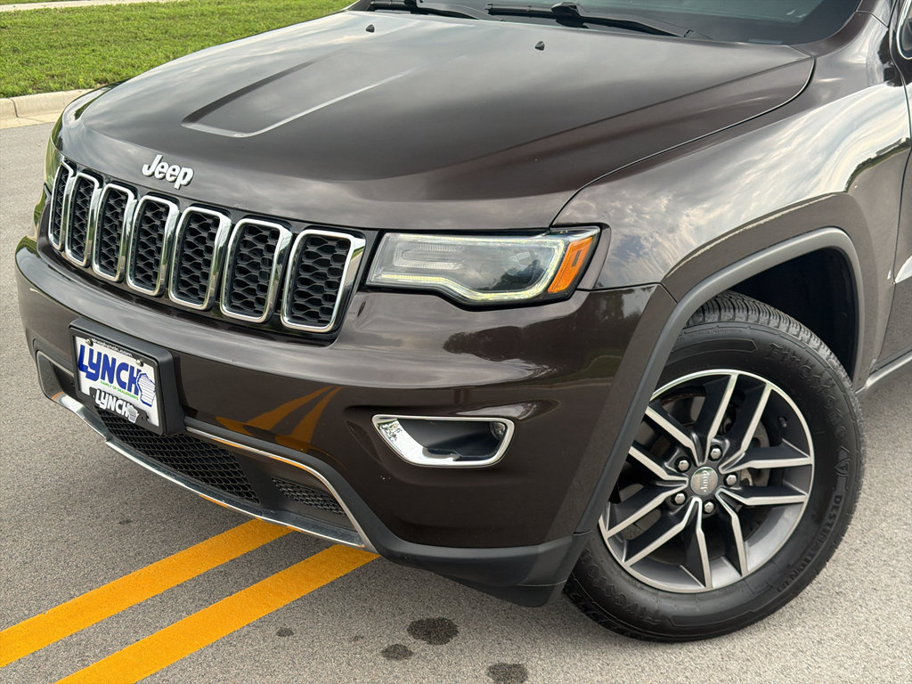 Used 2017 Jeep Grand Cherokee Limited w/ Luxury Group II AWD/4WD image 36