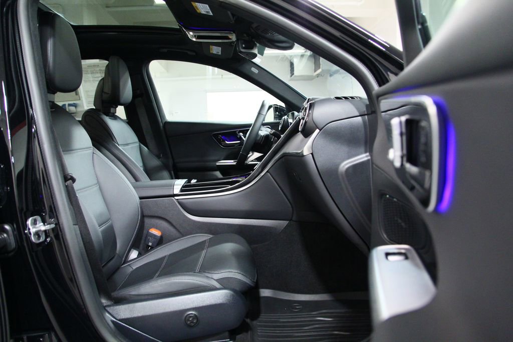 Certified 2026 Mercedes-Benz GLC 300 4MATIC image 23