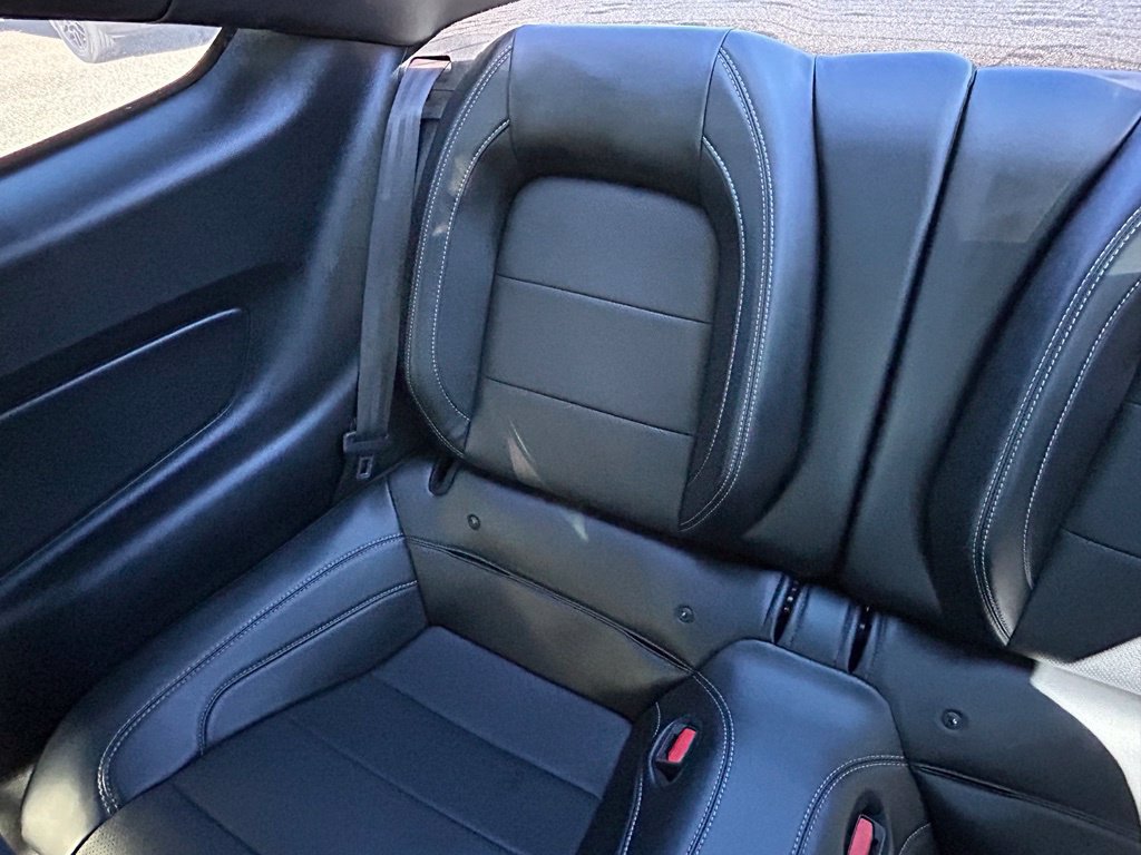 Used 2021 Ford Mustang GT Premium w/ GT Performance Package RWD image 12