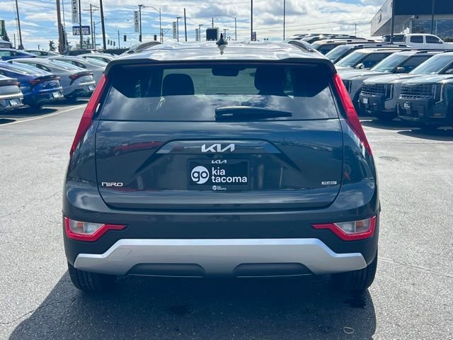 Certified 2023 Kia Niro EX w/ EX Cold Weather Package FWD image 8