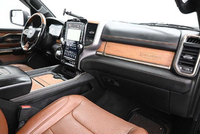 Used 2021 RAM 1500 Limited AWD/4WD image 10