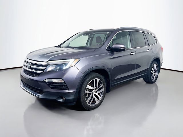 Used 2017 Honda Pilot Touring image 3