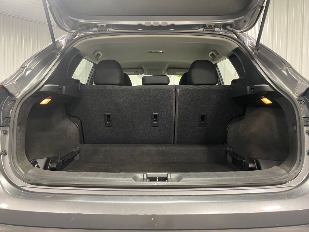 Used 2020 Nissan Rogue Sport S image 7