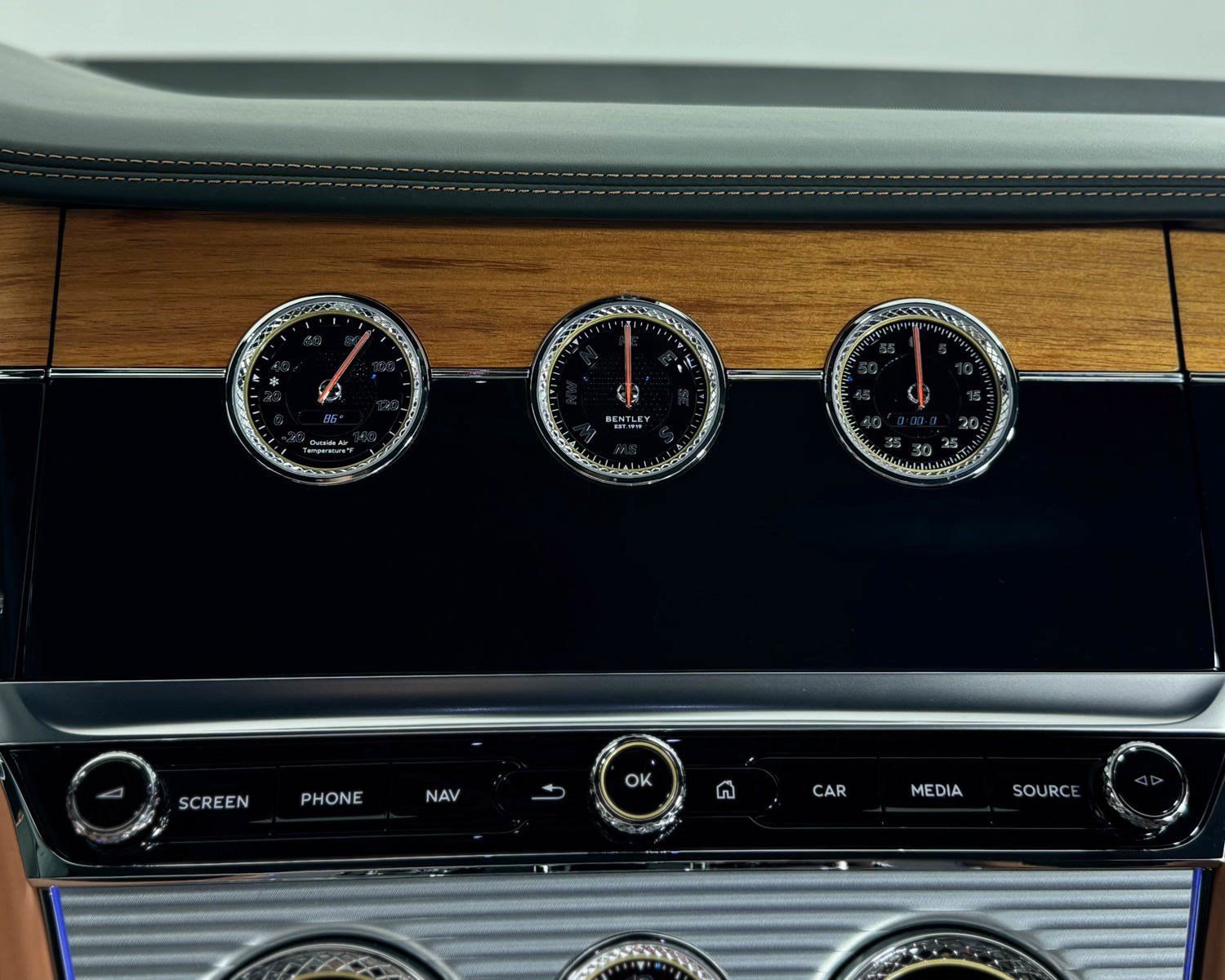 Used 2024 Bentley Continental GT S image 24