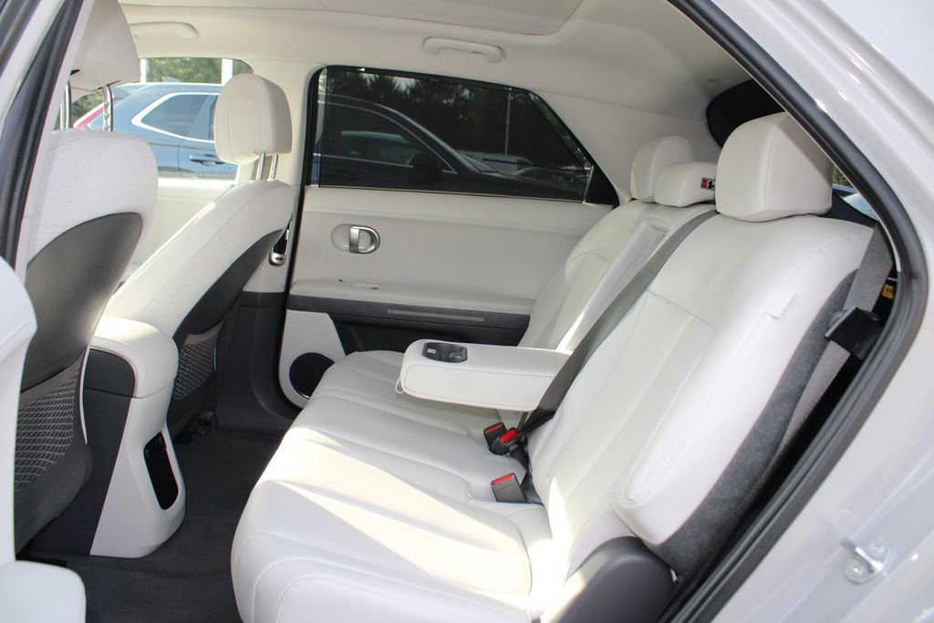 Used 2024 Hyundai Ioniq 5 Limited image 14