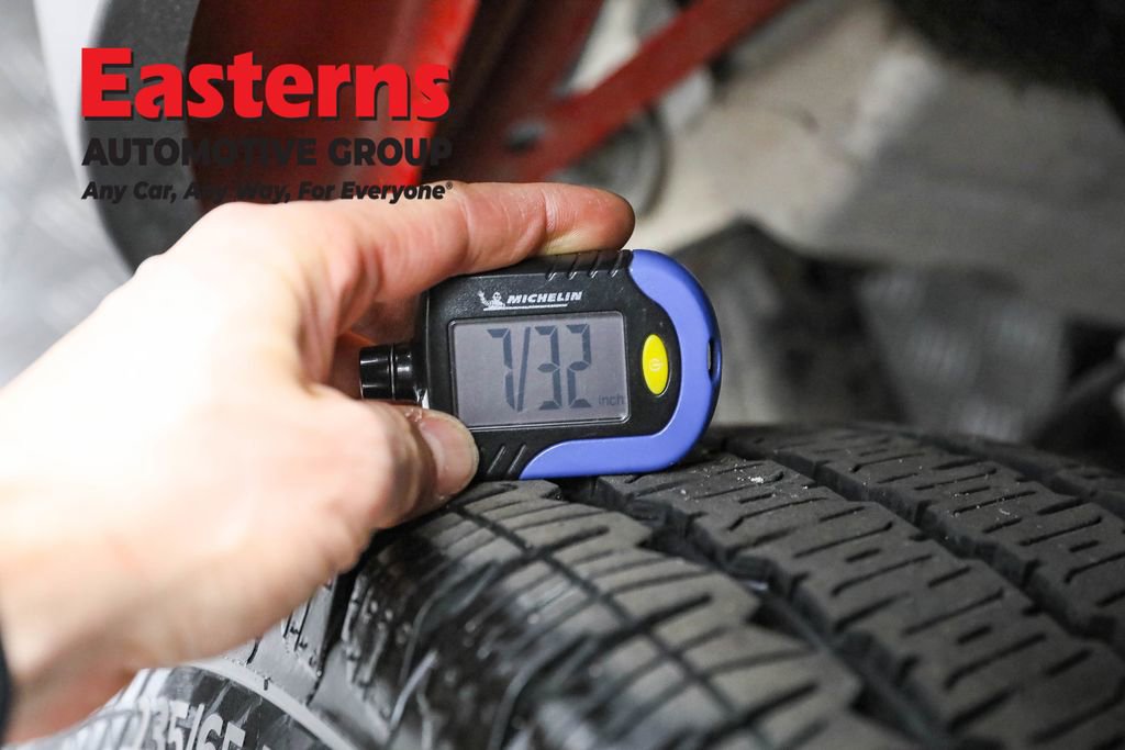 Used 2024 Ford E-Transit Low Roof image 23