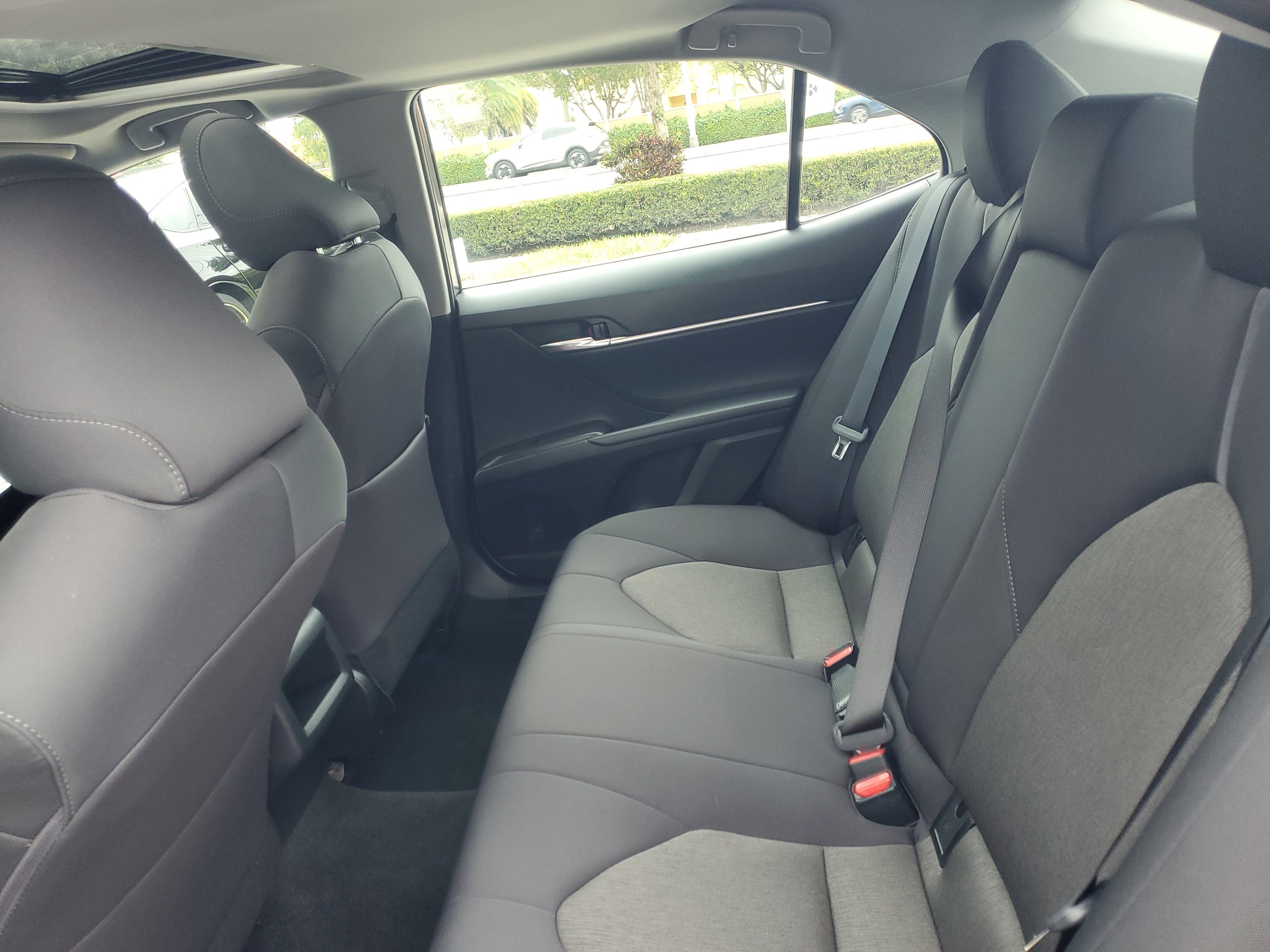 Used 2024 Toyota Camry LE w/ Convenience Package image 11