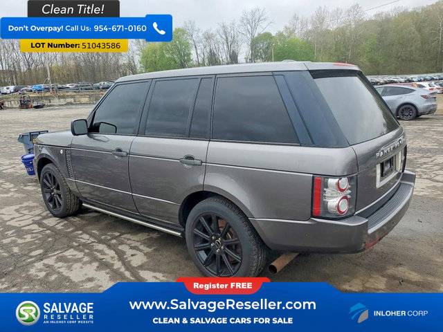 Used 2011 Land Rover Range Rover Supercharged AWD/4WD image 3