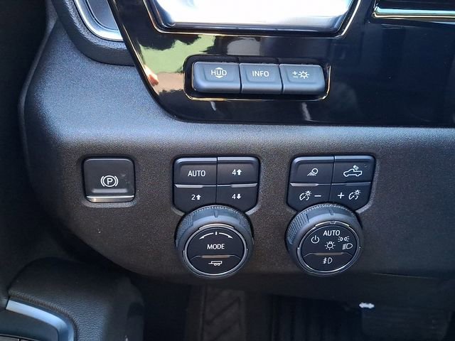 Certified 2025 Chevrolet Silverado 1500 LTZ w/ Technology Package image 24