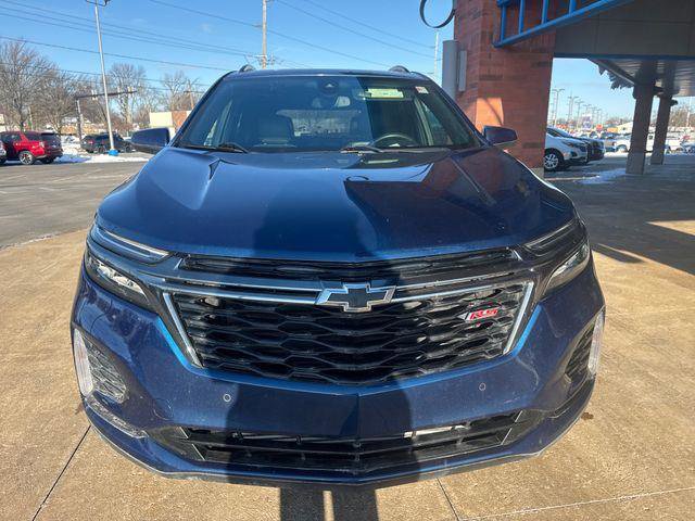 Used 2022 Chevrolet Equinox RS w/ LPO, Floor Liner Package image 3