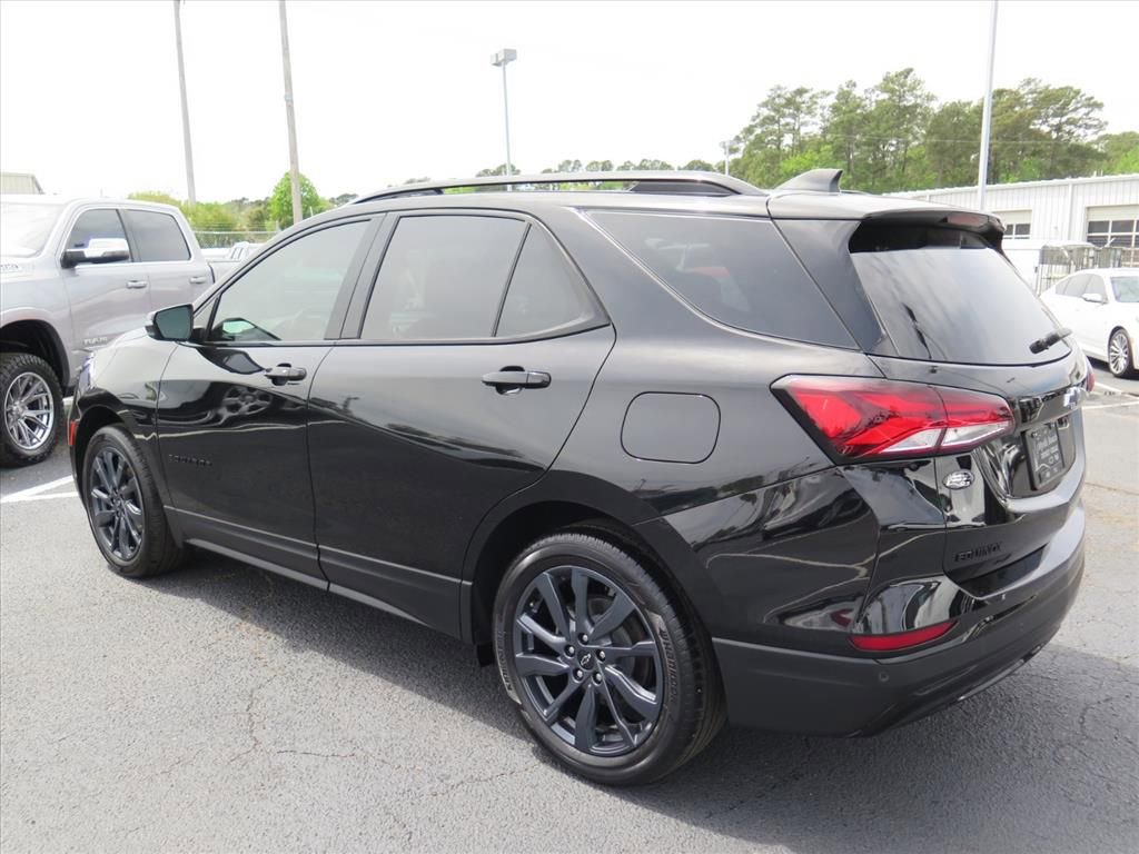 Used 2024 Chevrolet Equinox RS w/ RS Leather Package FWD image 5