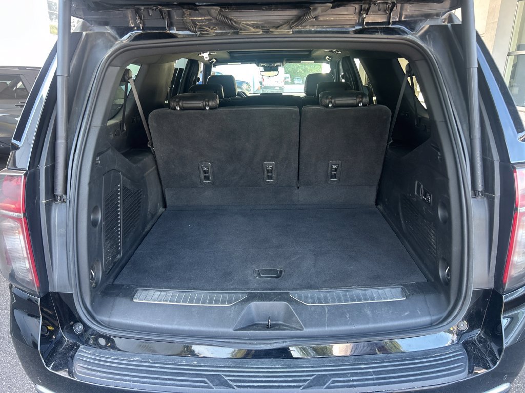 Used 2023 Chevrolet Suburban High Country AWD/4WD image 28