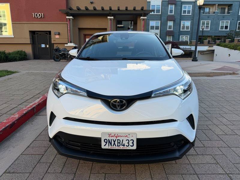 Used 2019 Toyota C-HR LE FWD image 22