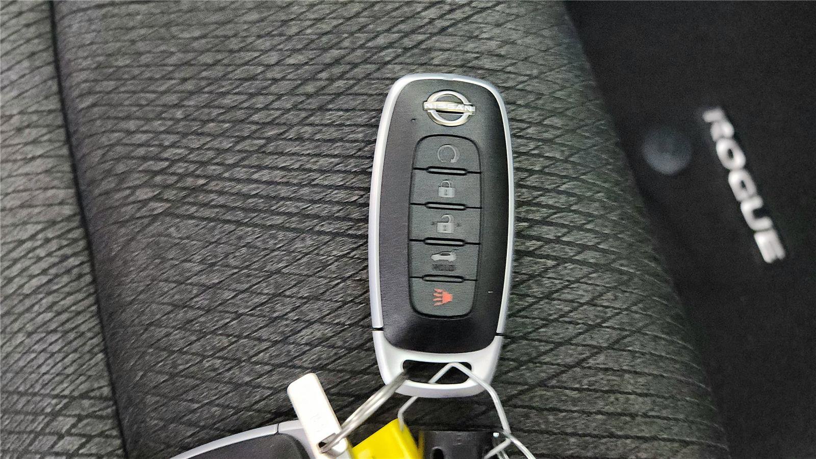 New 2026 Nissan Rogue SV w/ Cold Weather Package image 27