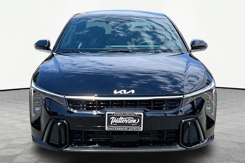 Certified 2025 Kia K4 GT-Line w/ GT-Line Sunroof Package FWD image 3