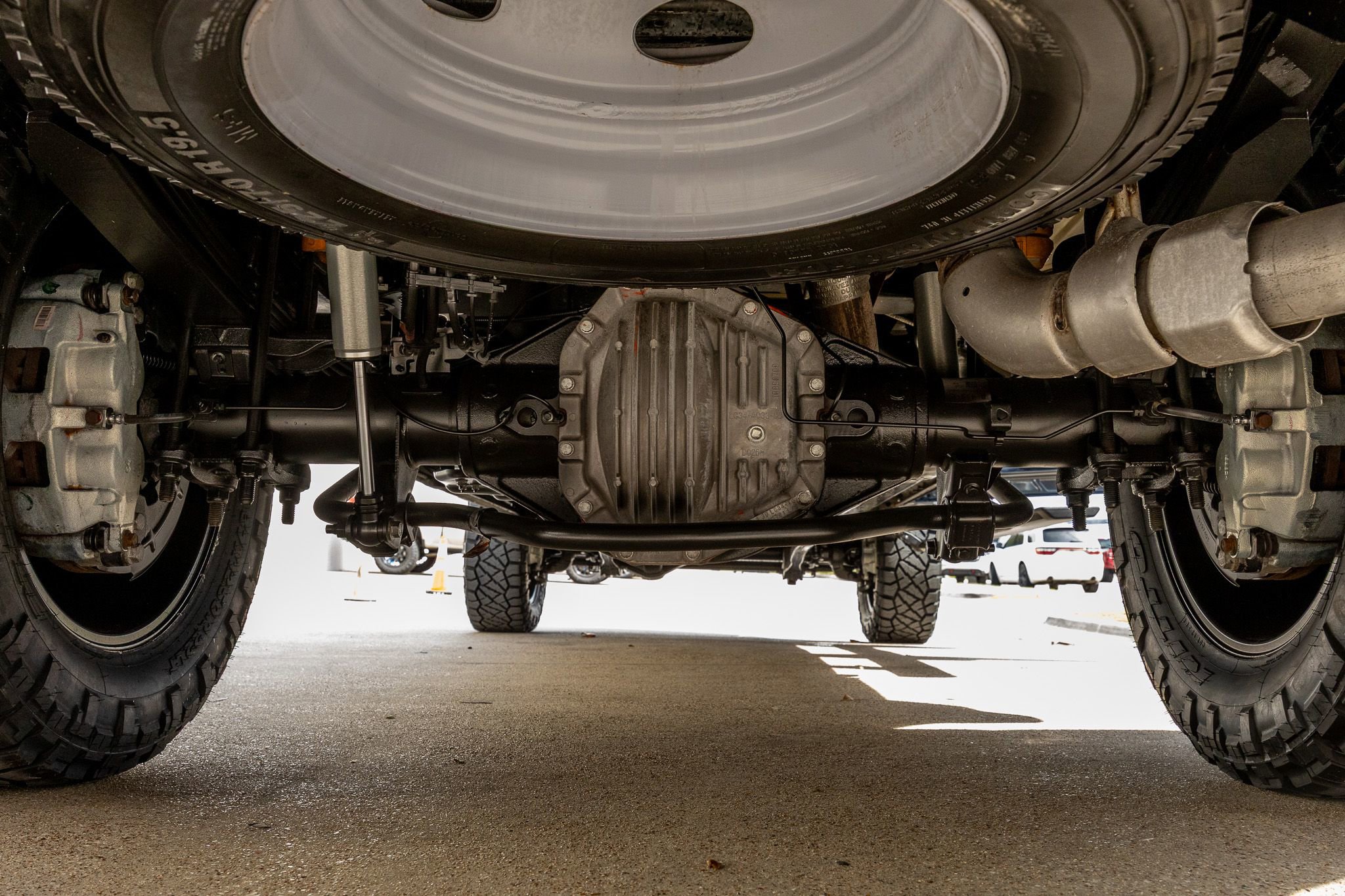 Used 2022 Ford F450 Limited w/ FX4 Off-Road Package image 16