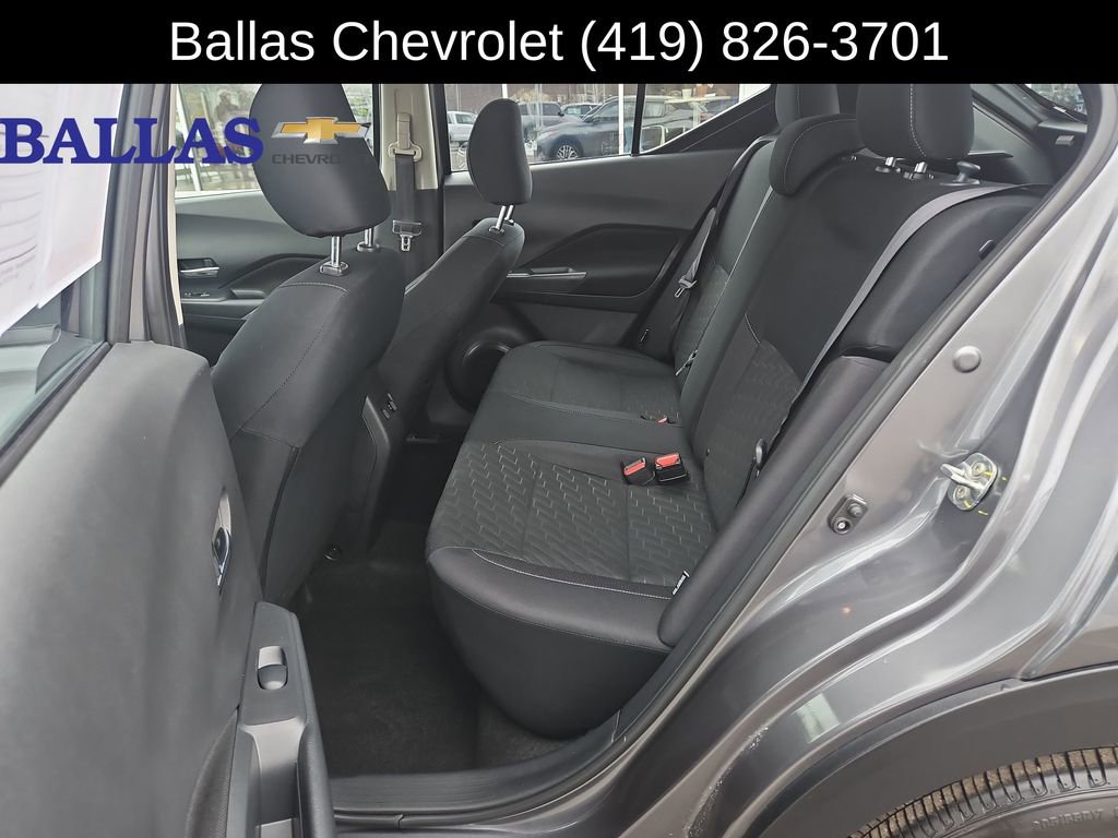 Used 2024 Nissan Kicks SV image 24