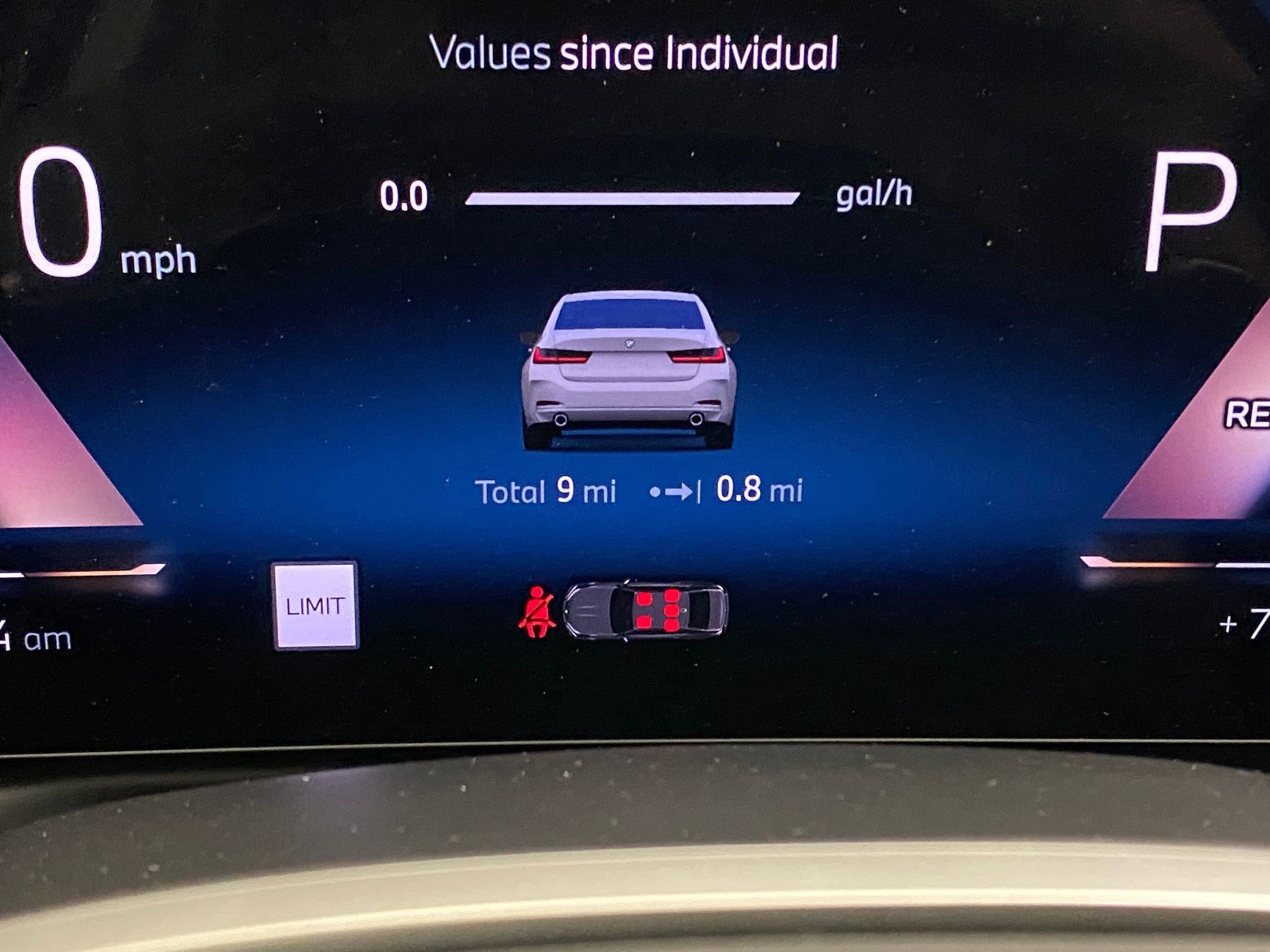 Used 2025 BMW 330i xDrive Sedan w/ Convenience Package image 28