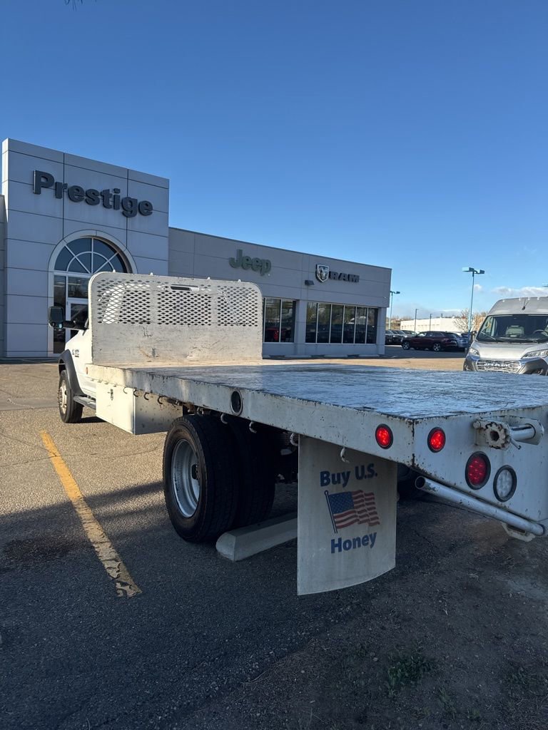 Used 2018 RAM 5500 Tradesman w/ Power & Remote Entry Group image 2
