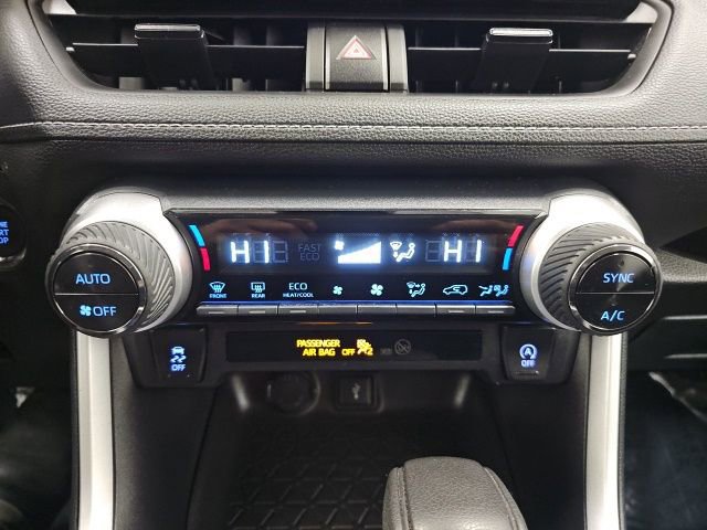 Certified 2022 Toyota RAV4 XLE image 25